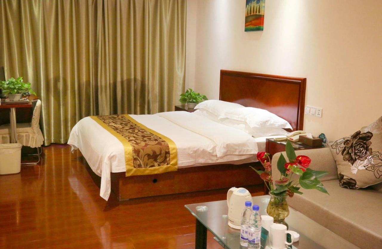 Greentree Inn Guiyang Court Street West Zhongshan Road Subway Station Business Hotel Exterior foto
