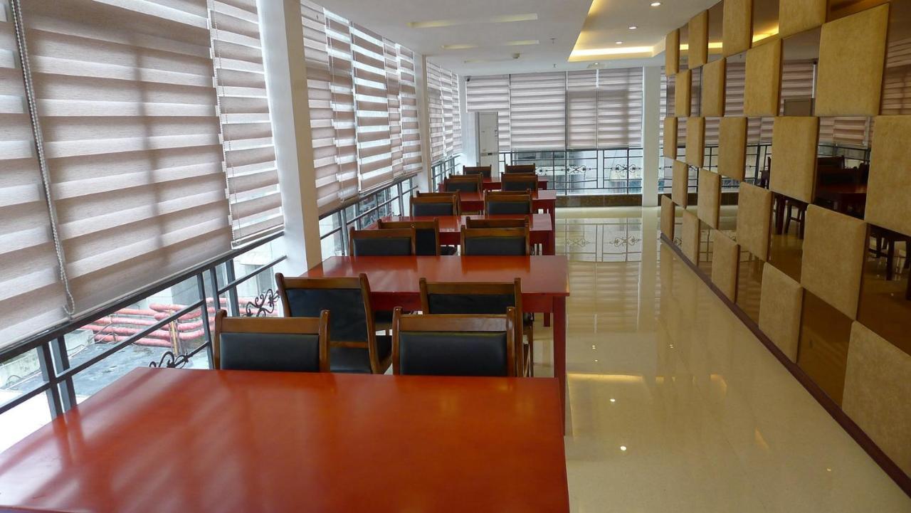 Greentree Inn Guiyang Court Street West Zhongshan Road Subway Station Business Hotel Exterior foto